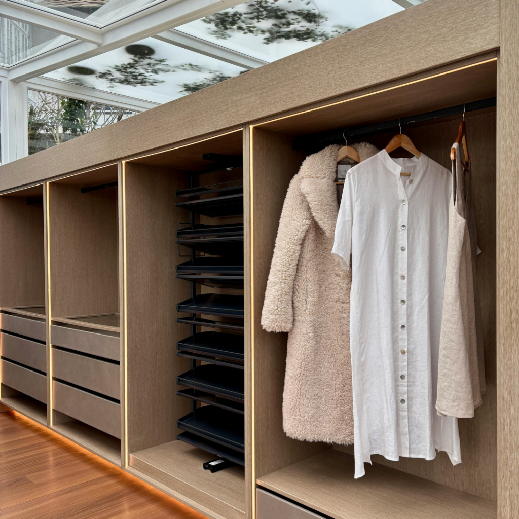 capsule wardrobe essentials every woman needs